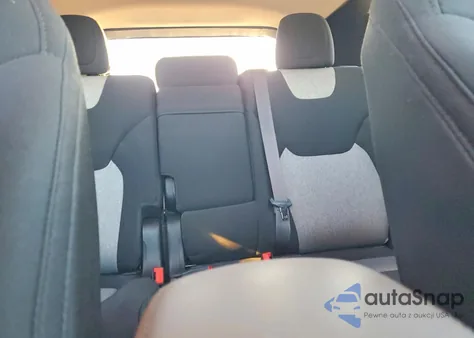 2014 Jeep Cherokee Latitude z USA, uszkodzony, nr VIN 1C4PJMCS4EW146101